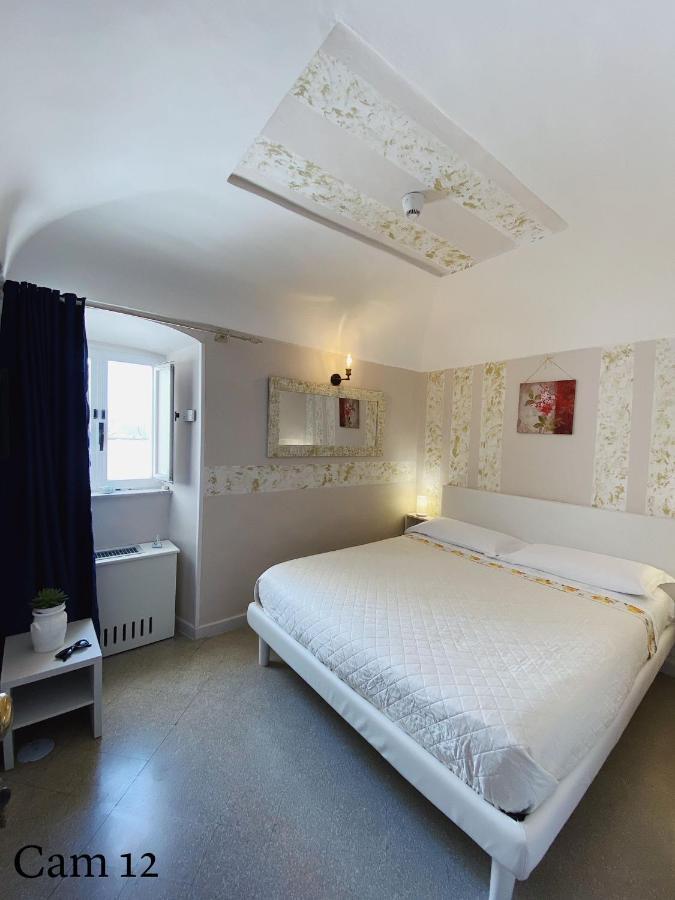 Porto Salvo Guest house 3*
